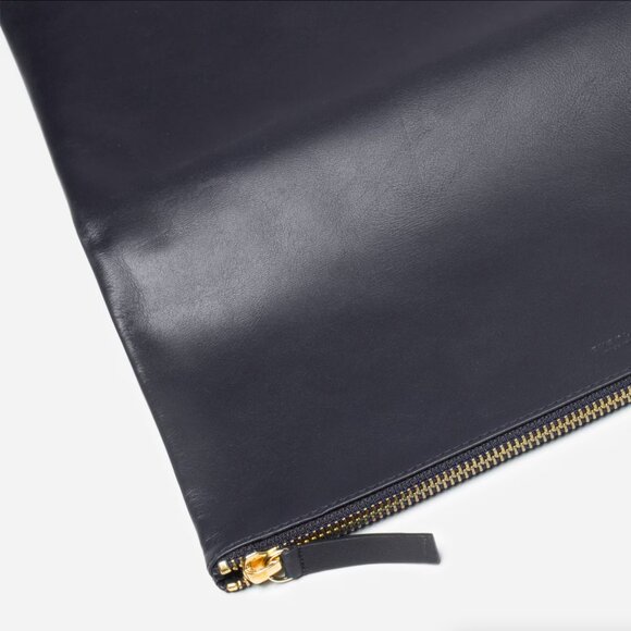 Everlane Foldover Pouch in Navy - Picture 2 of 8